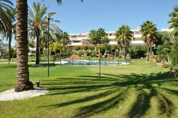 Appartamento Lorcrimar Puerto Banus Marbella Esterno foto